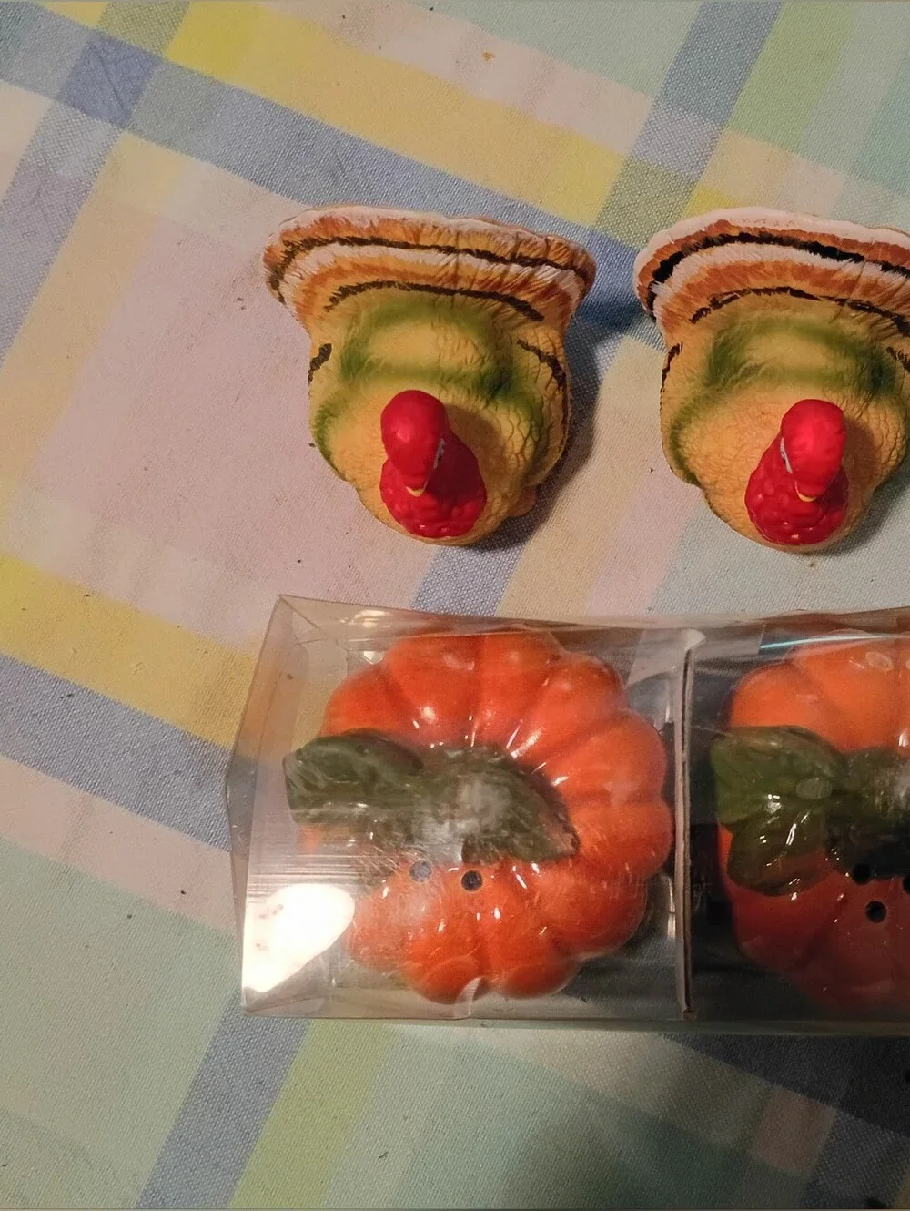 Festive Pumpkin Salt & Pepper And Turkey Shakers Set